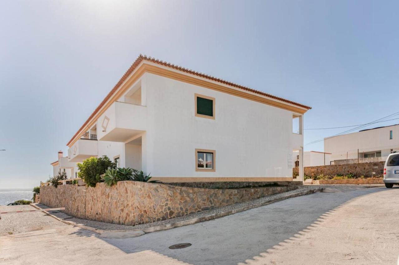 Apartment Praia Arrifana with BALCONY and SEA VIEW - Bed and Breakfast Aljezur