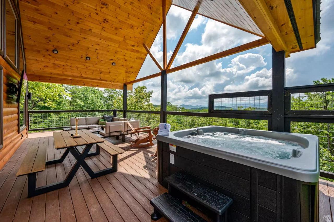 The Green Acorn - Bed and Breakfast Sevierville