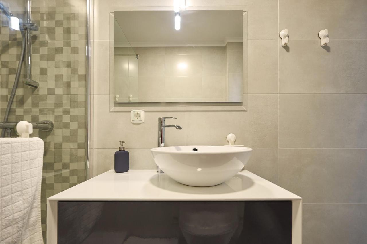 Cozy Beach House São Pedro Estoril - B&B São Pedro do Estoril