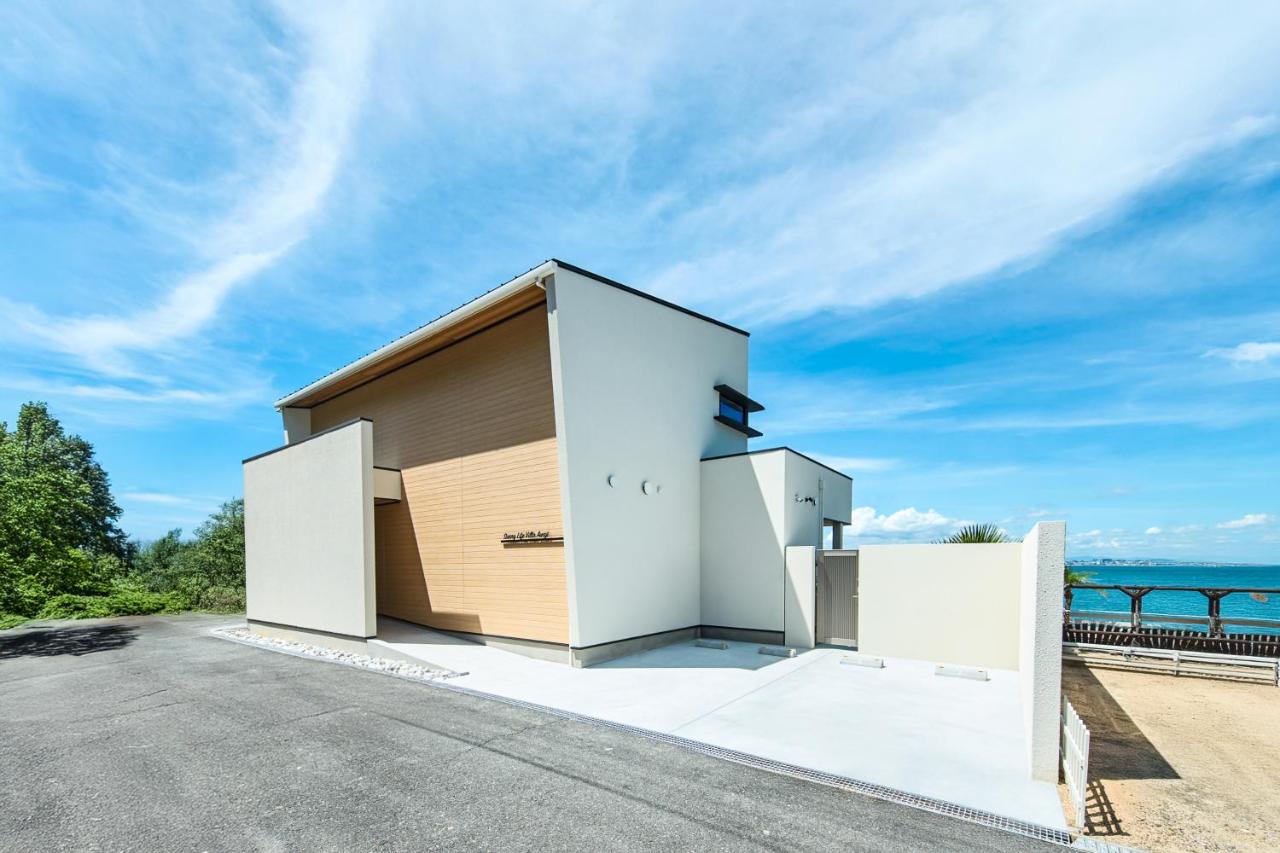 Sunny Life Villa Awaji - Bed and Breakfast Awaji