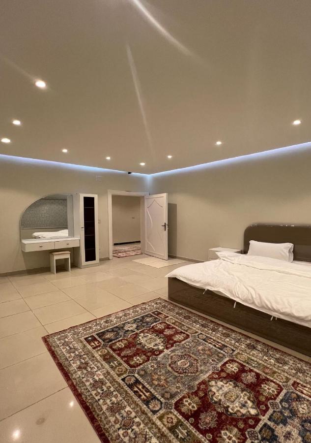 Appartamento con 3 Camere da Letto