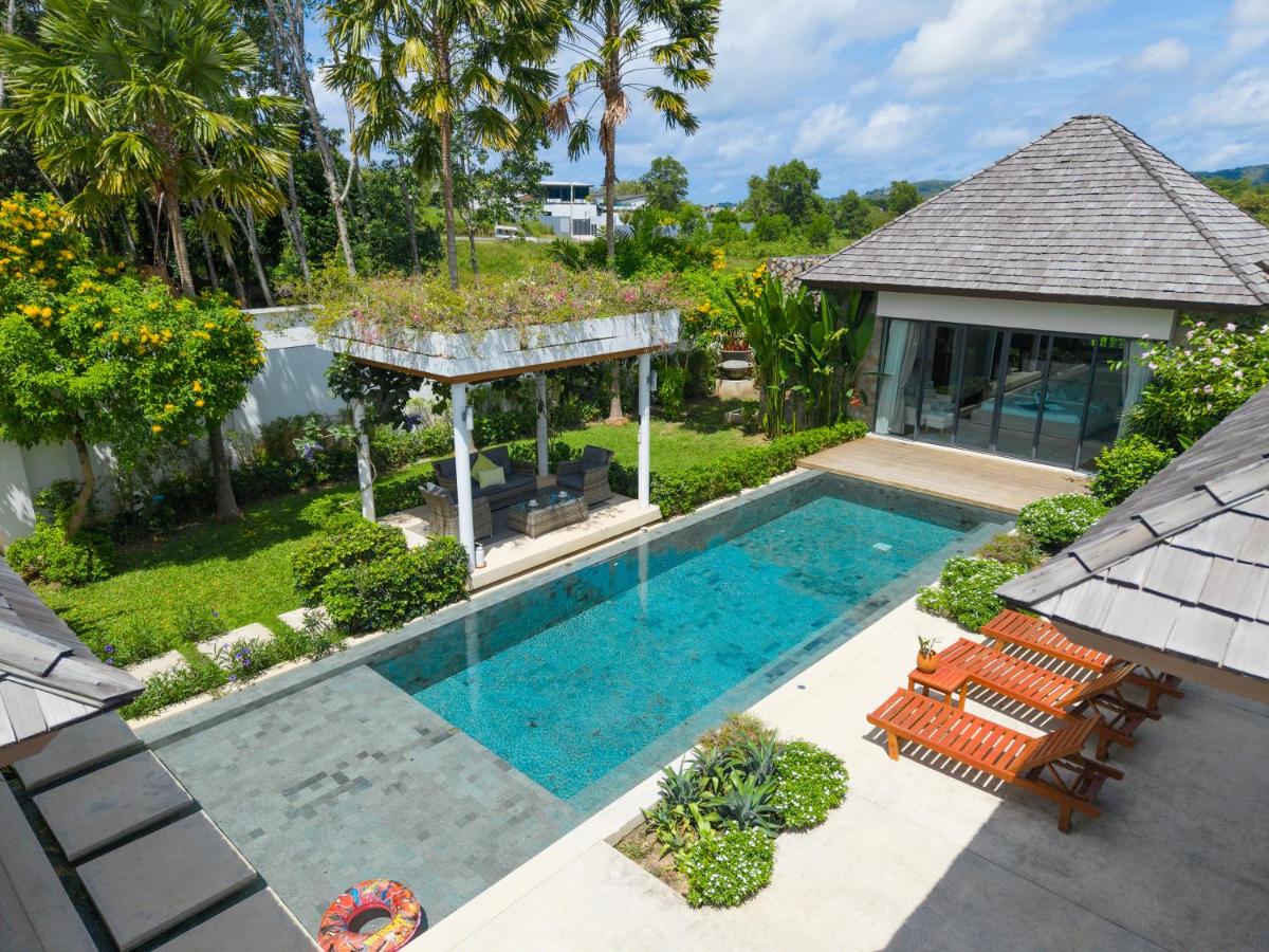 BangTao Luxury 5 Bedroom 1200sqm Modern Bali Style Holiday Villa Quiet and Private Large Private Pool Large Garden - B&B Ban Pak Lak
