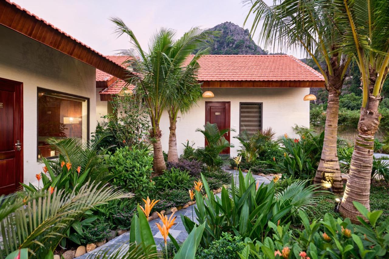 Junior Suite with Mountain View