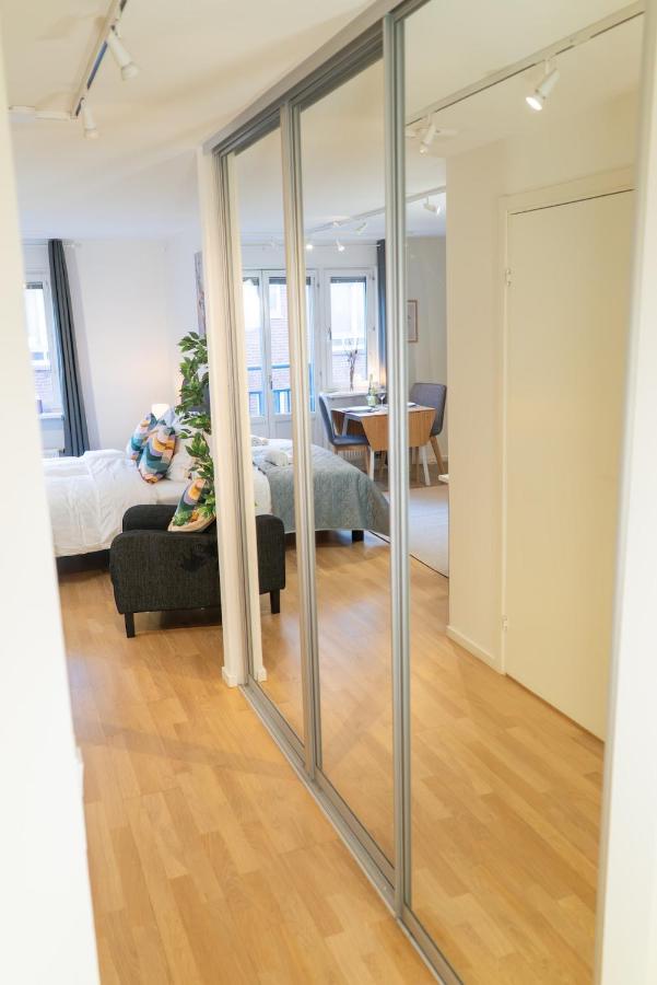 Rainbow Studio in Haga & Linné - Prime Location - Bed and Breakfast Gotenburg