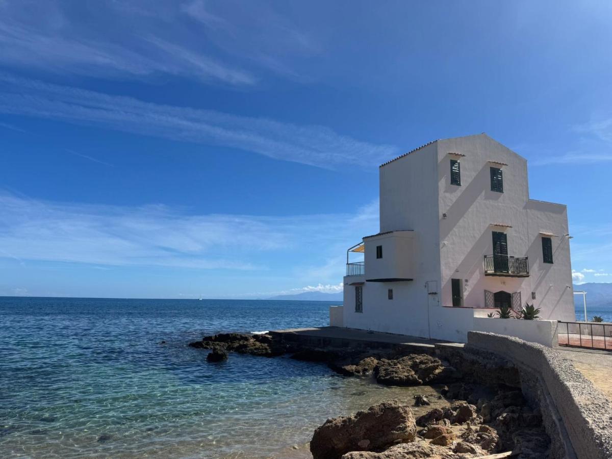 Casetta Bianca Sant'Elia - Bed and Breakfast Porticello