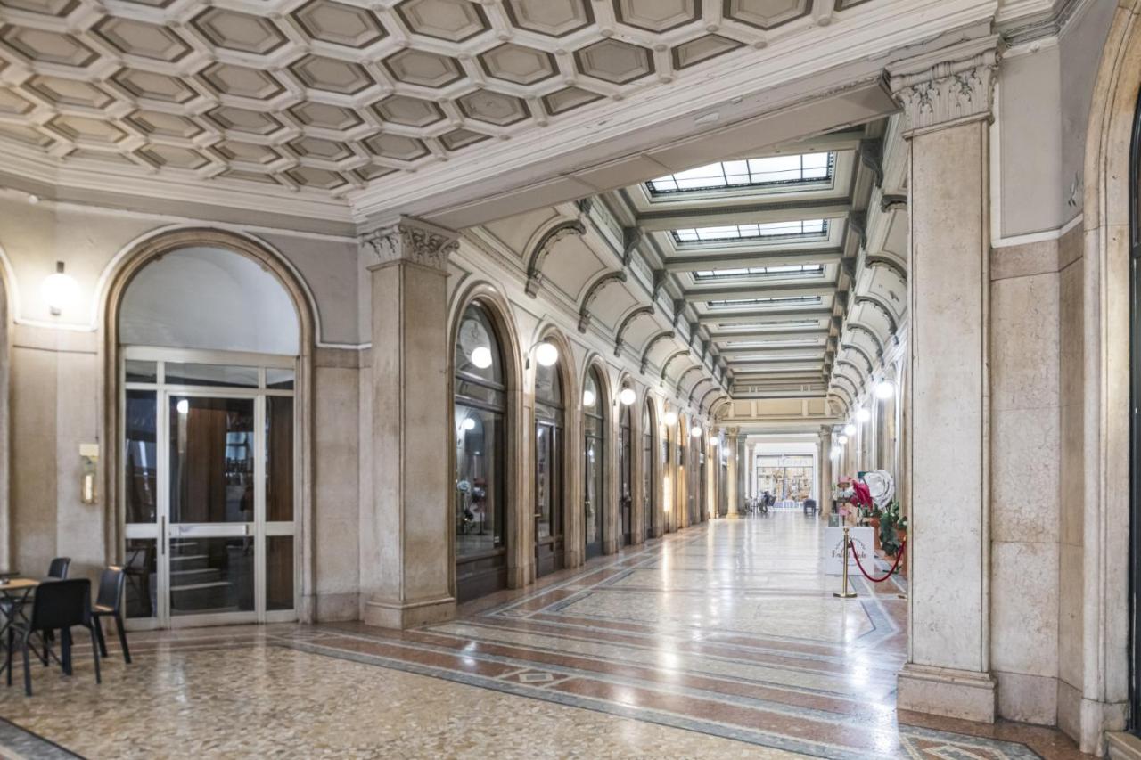 Easylife - Milano - Mazzini 20 - Duomo - B&B Milano