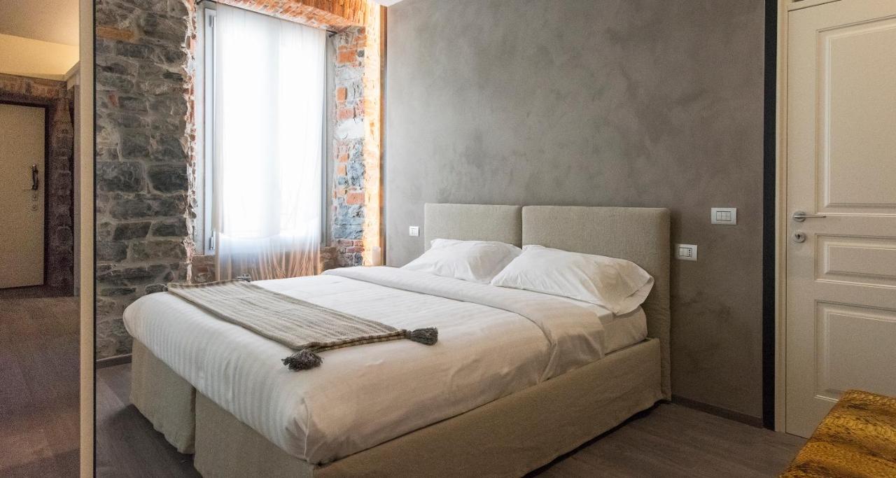 JOIVY Elegant 1BR Flat Near City Centre - B&B Como