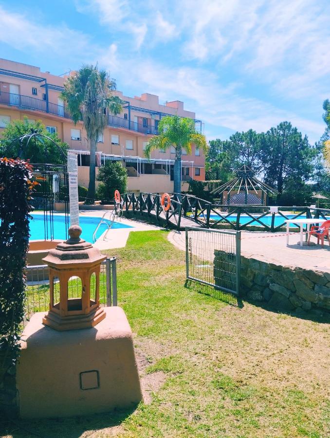 Apartamento luminoso y acogedor en Residencial Altavista Islantilla - Chambres d'hôtes Islantilla
