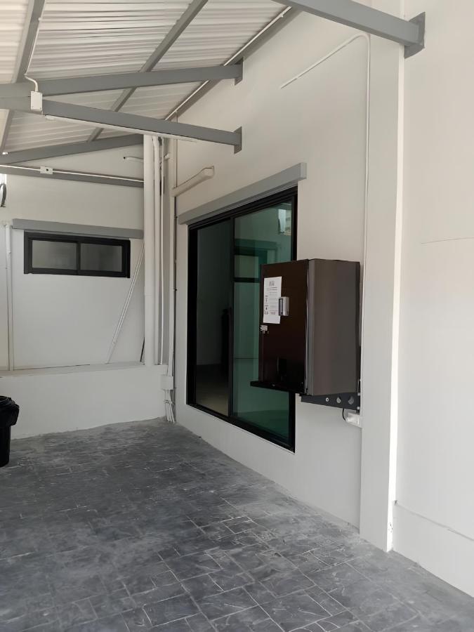 X Yellow Place Sukhumvit Soi 2 - เยลโล เพลส สุขุมวิทซอย 2 - Ferienwohnung Bang Kapi