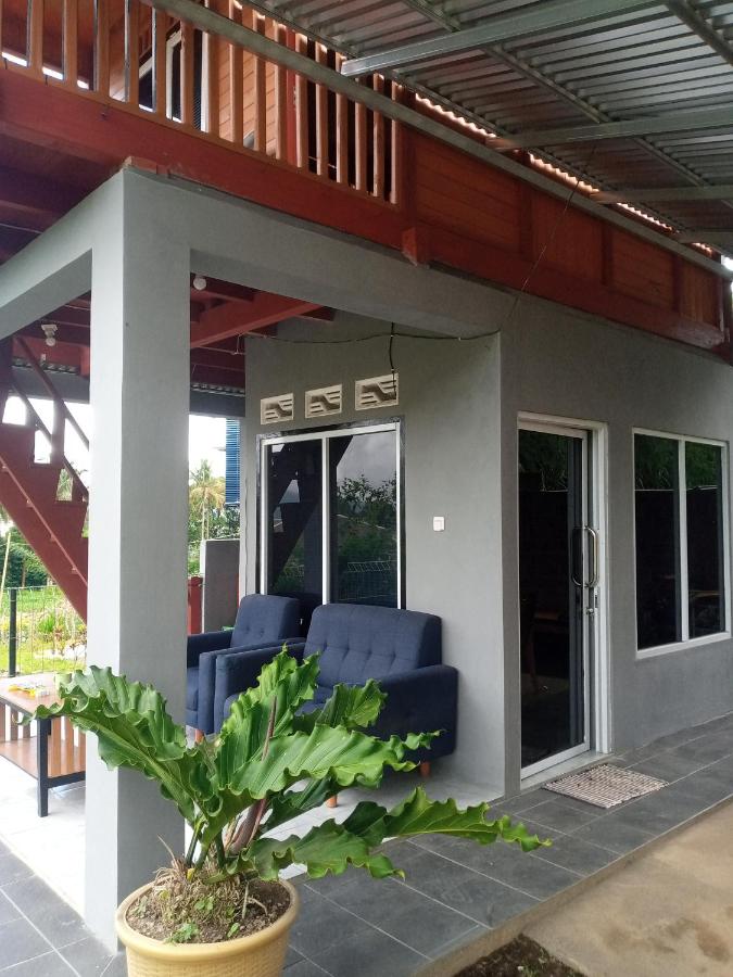 Homestay Alina - B&B Tomohon