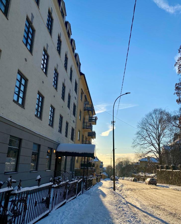 Bright and modern apartment on a quiet street - B&B Oslo