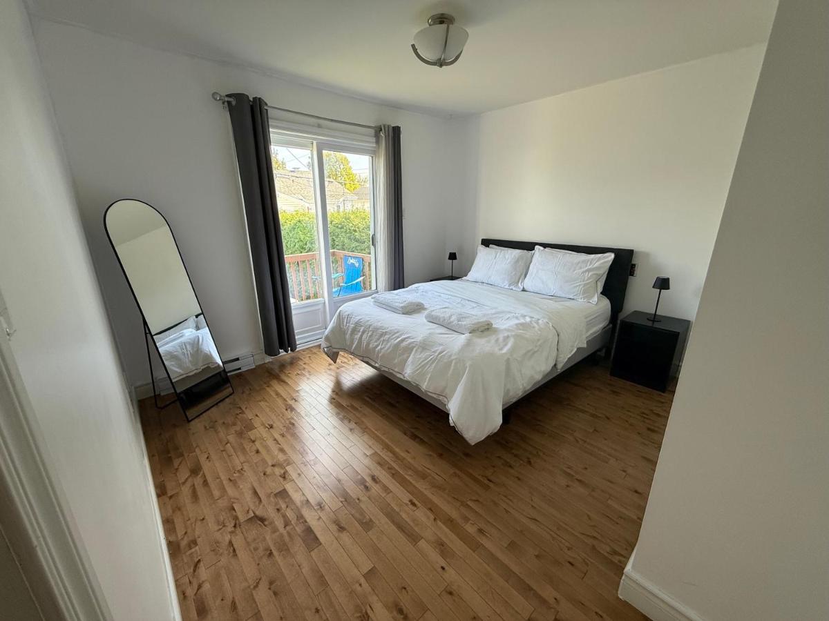 Queen Room with Garden View