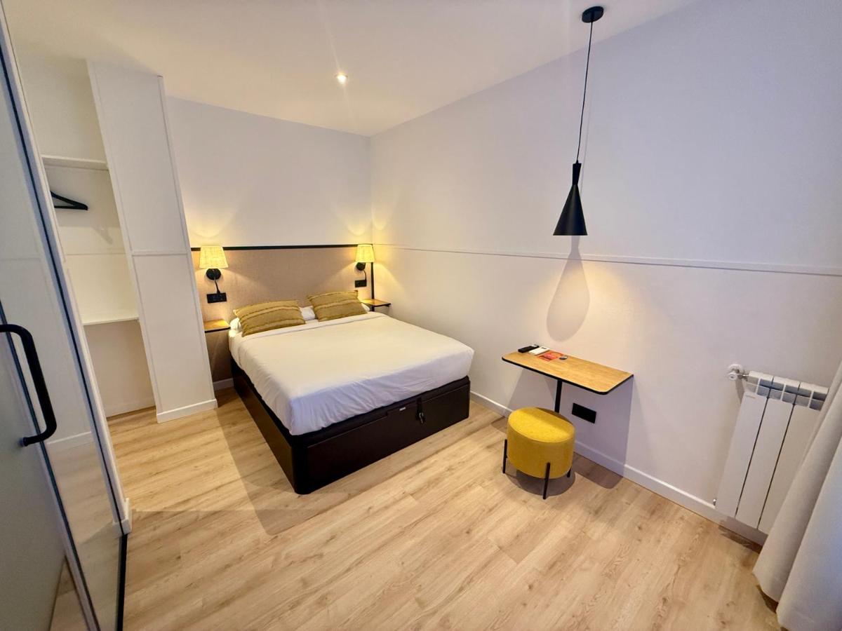 Classic Double Room with Balcony and Views