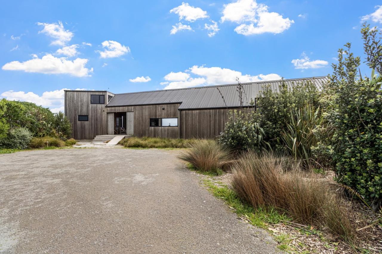 Seafront, Sauna, Architecture The Surf Nest Full House - B&B Warea