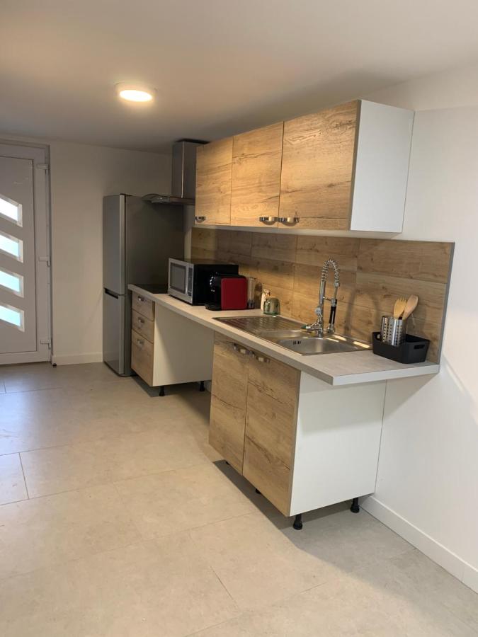 Grand studio climatisée - B&B Blanzy