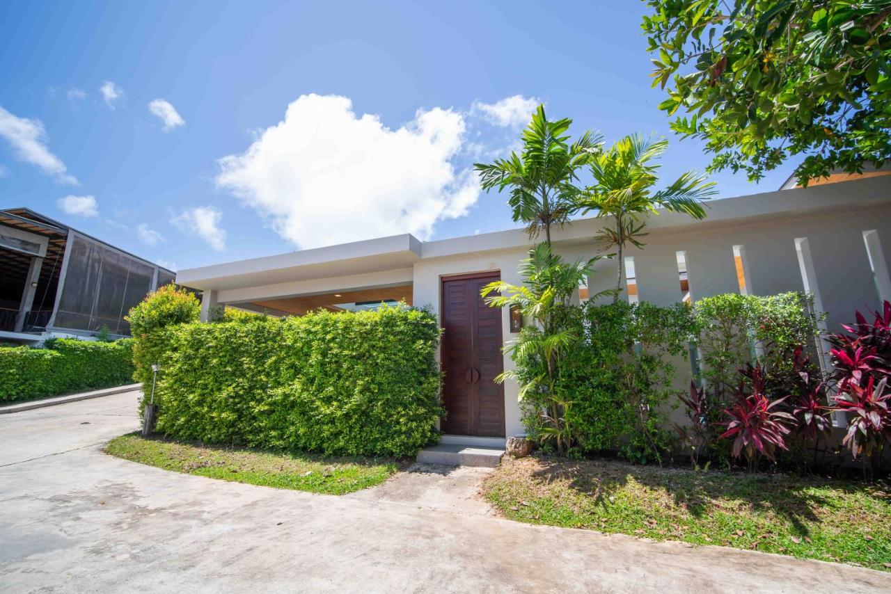 Elm pool villa Phuket - Bed and Breakfast Kata