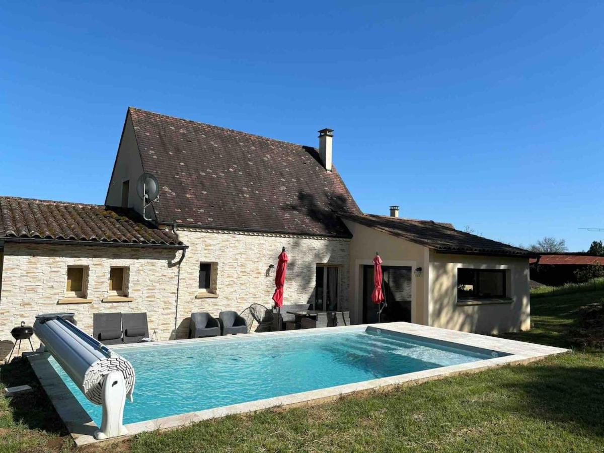 Maison au calme avec Piscine proche Sarlat - Chambres d’hôtes Vitrac