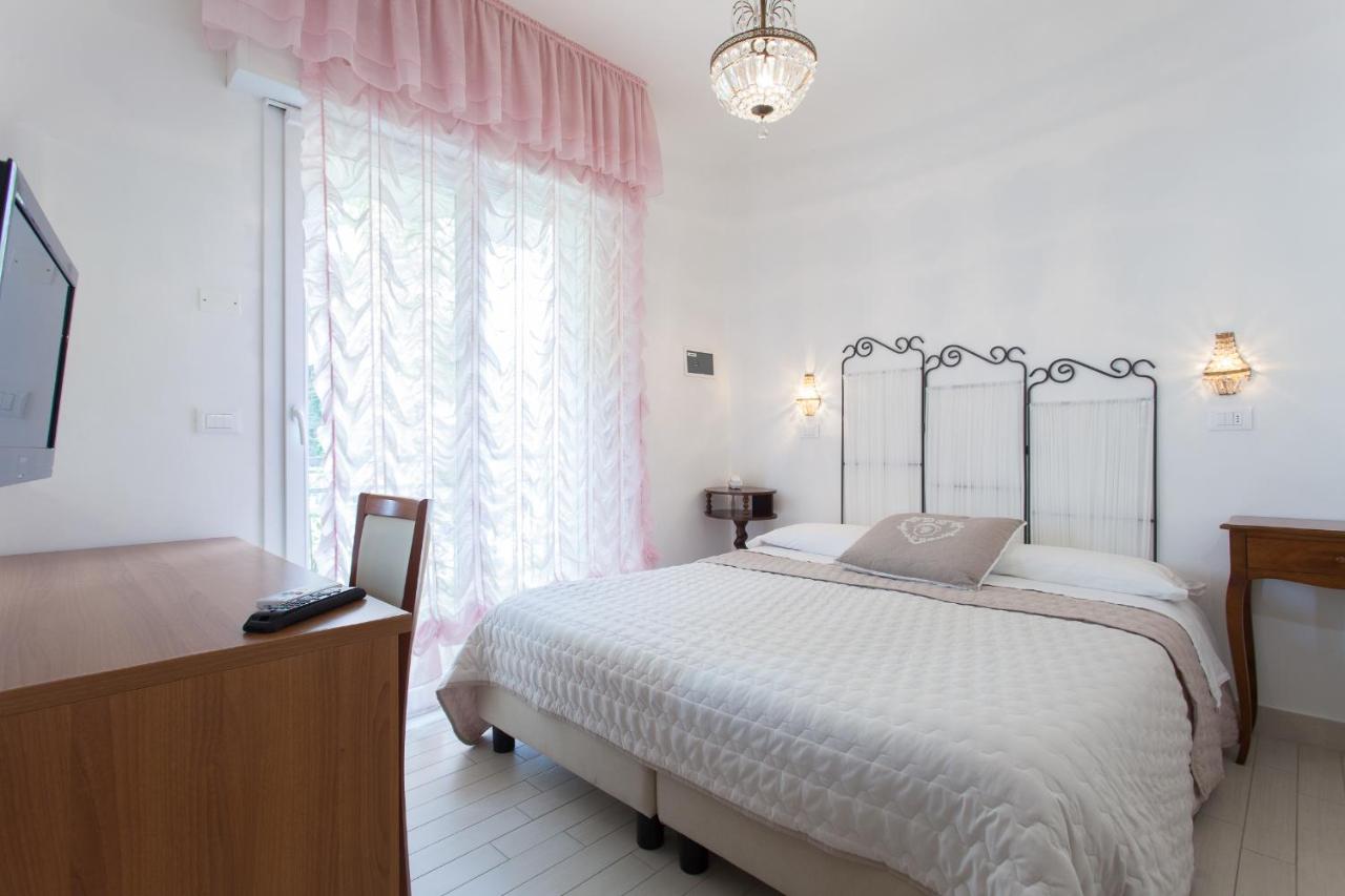 Hotel Airone