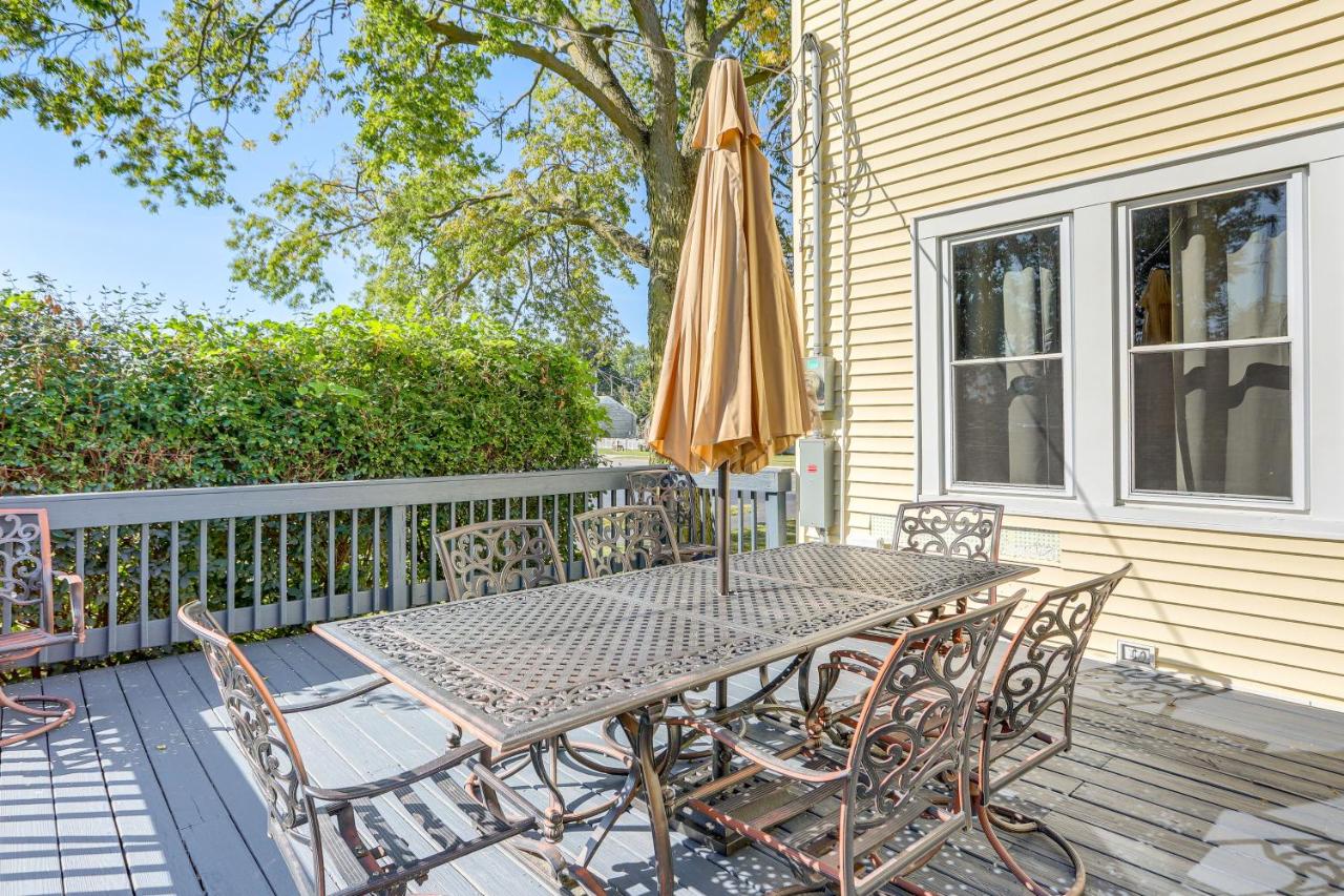 Walk to Port Clinton Lighthouse: Home w/ Deck! - Ferienwohnung Port Clinton
