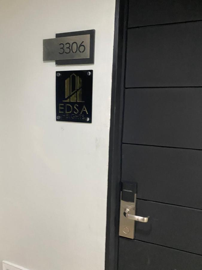 EDSA Heights Penthouse Unit 3306 Ama Tower Residences - B&B Manila