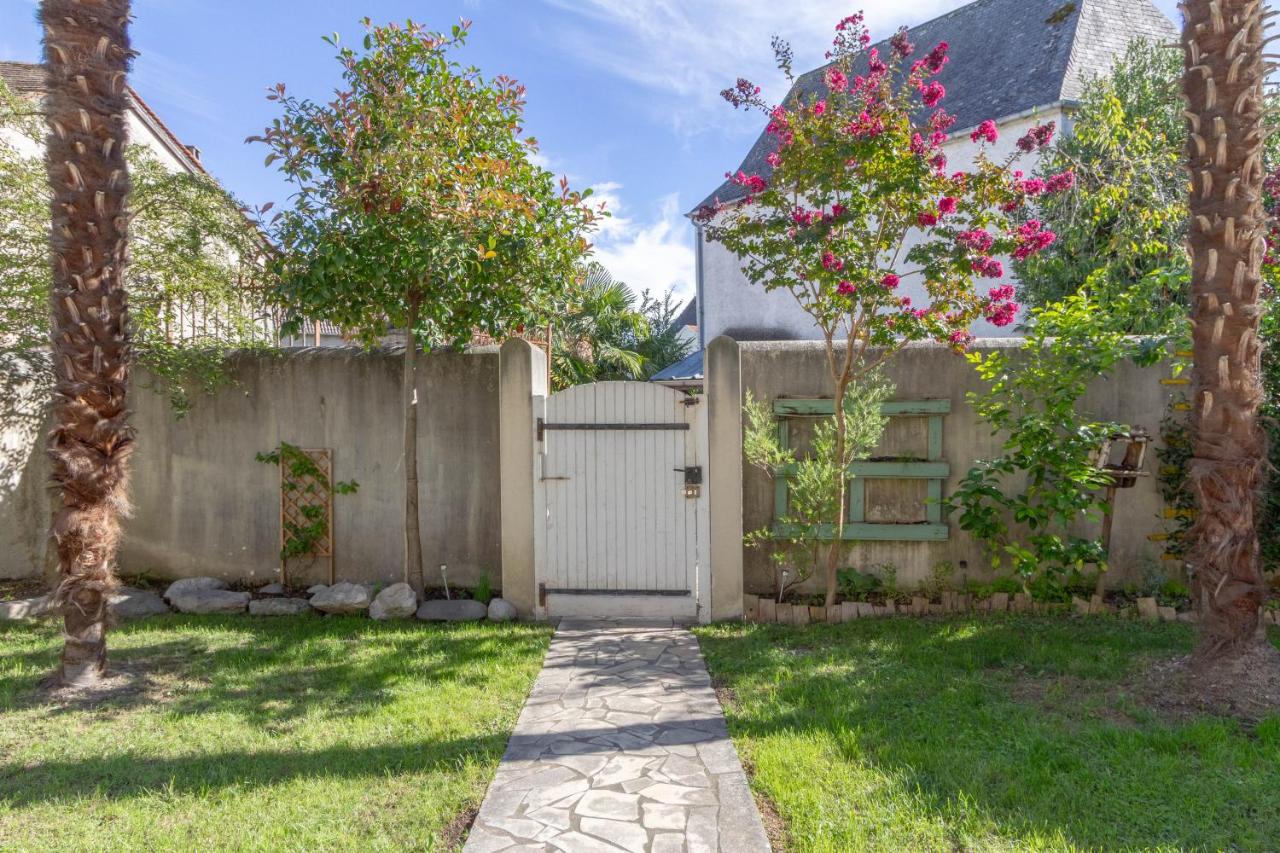 La Bastide - 8 personnes - Maison avec jardin - B&B Lescar