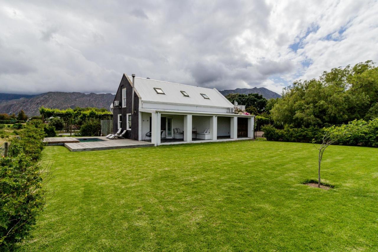 The Barn On 62 - Cottages - B&B Montagu