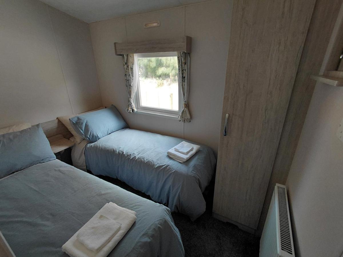 The Cow and Calf Cottages- 2 modern self-contained cottages sleeping 4 & 1 in Napier - Bed and Breakfast Puketapu