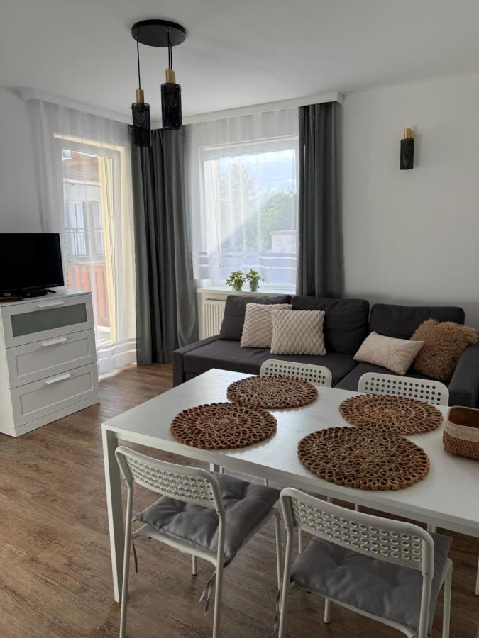 Apartamento de 2 dormitorios con terraza