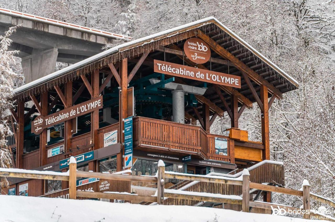 Alba Lodge, 2 min de la télécabine, vue montagnes - B&B Brides-les-Bains