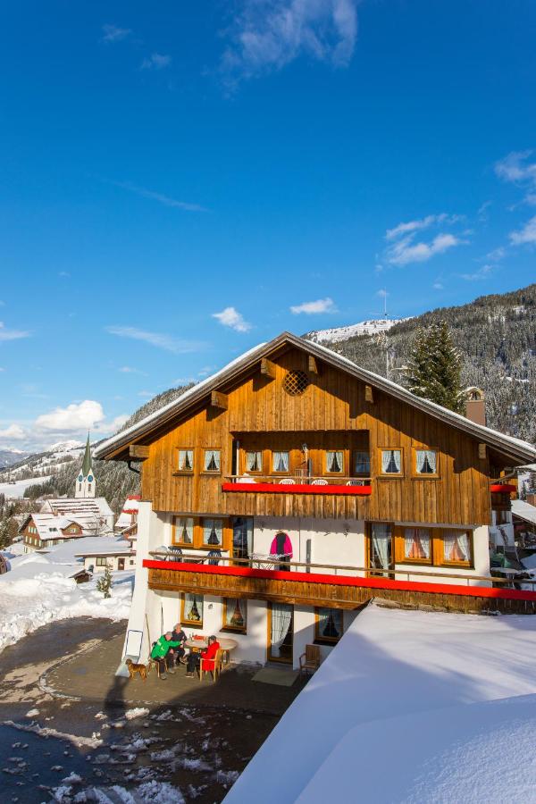 Landhaus Beate - B&B Hirschegg