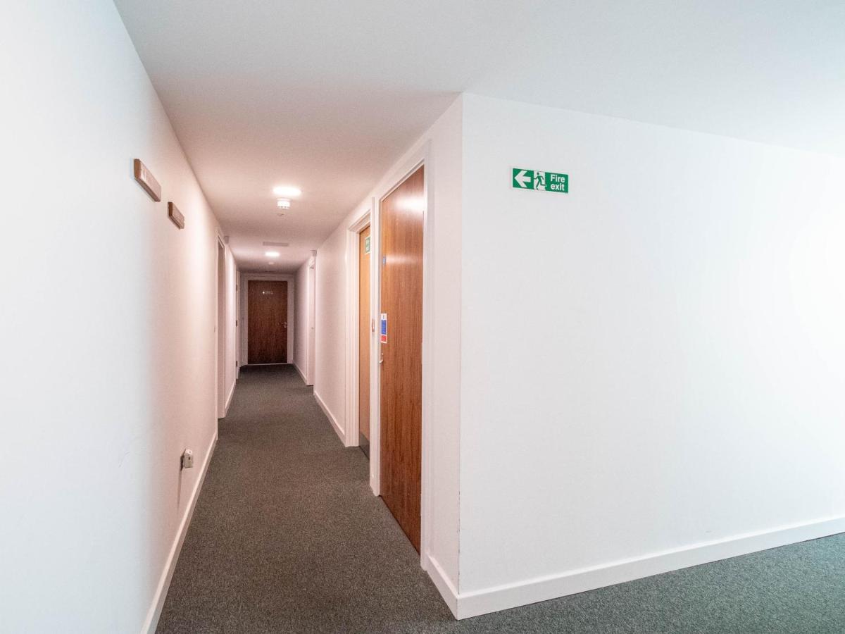 Stylish 2 Bed Apartment In Central Leeds Sleeps 6 - B&B Leeds