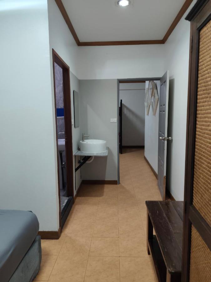 Familienzimmer mit Doppelbett