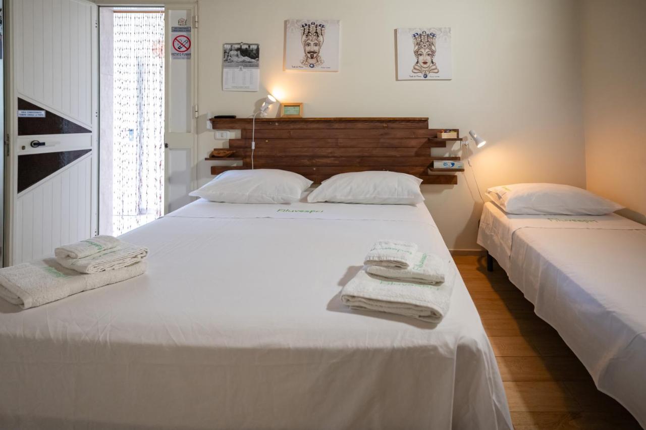 Camera Quadrupla Classic