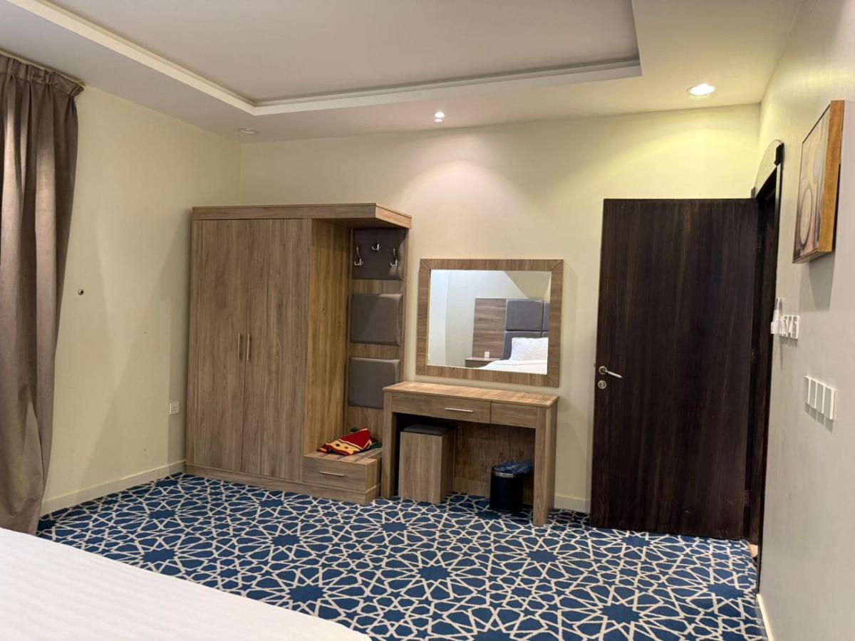 ليالي رهيف للشقق المخدومه - Bed and Breakfast Abha
