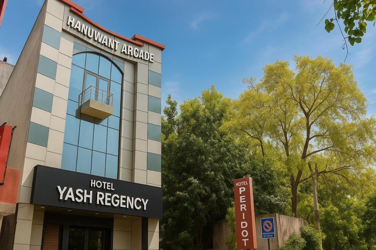 Hotel Yash Regency by JMD Group - B&B New Delhi