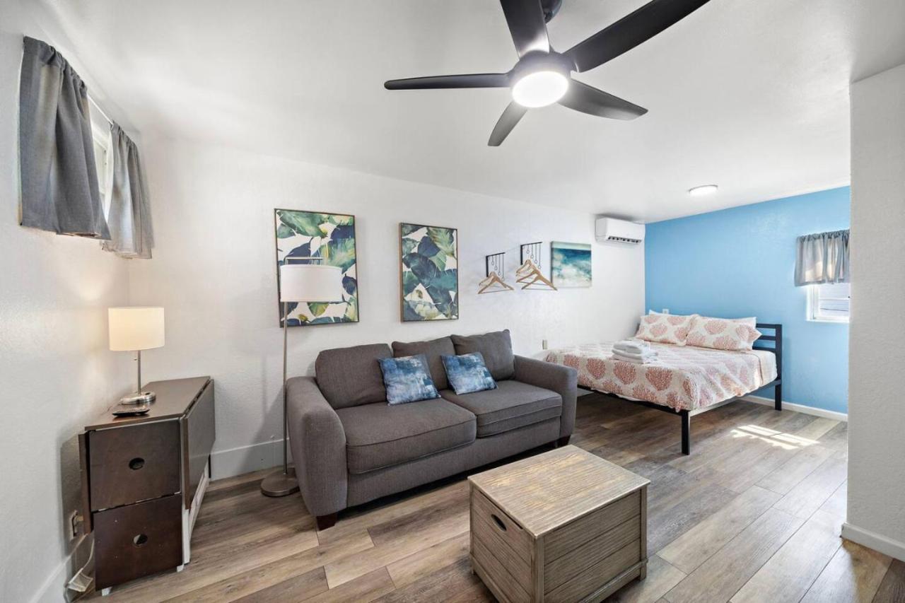 Cozy ocean view apartment on Galvestons east end, close to cruise terminal