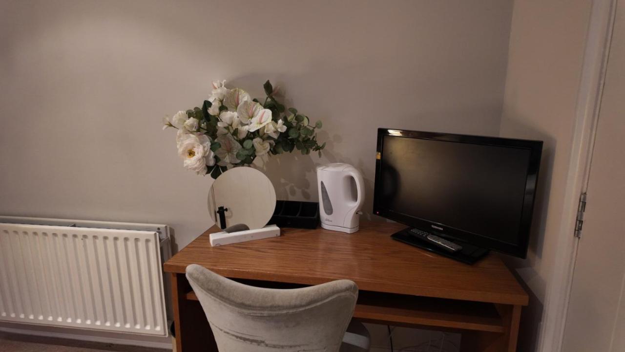 The Fat Fox - B&B Pyrton