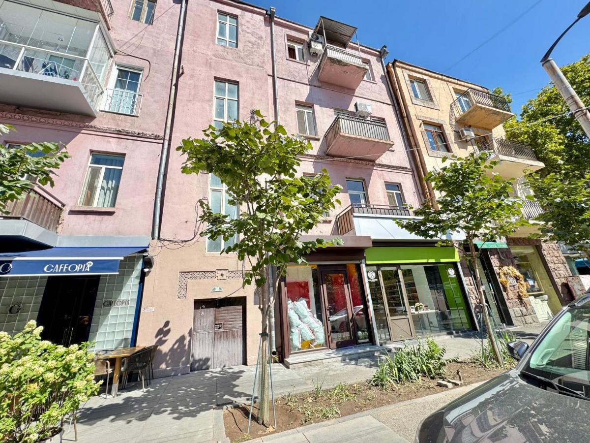 New York apartment in Center - Bed and Breakfast Jerevan