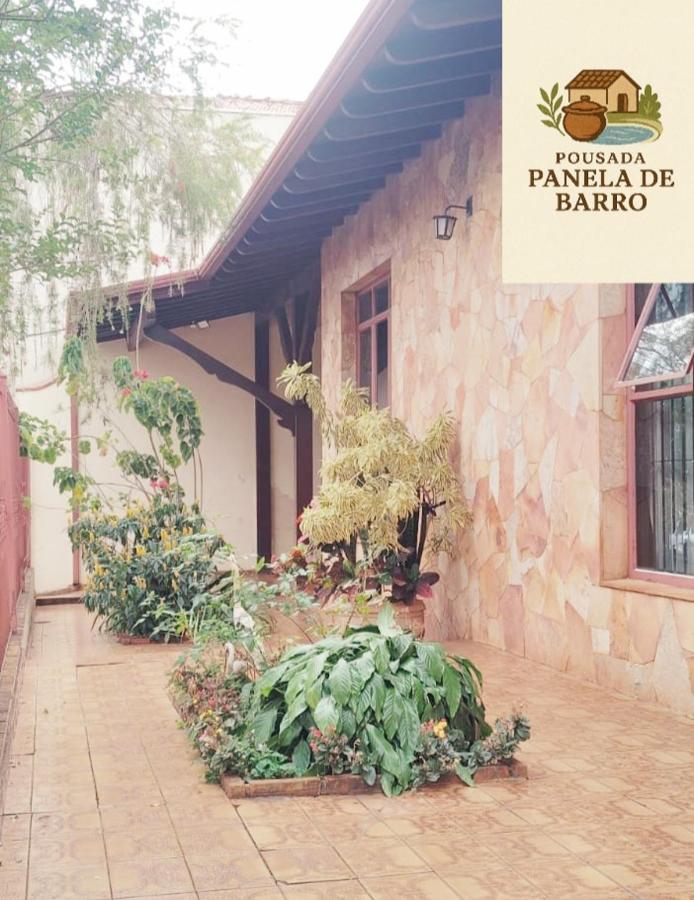 Hotel Pousada & day use Panela de barro - B&B Barra Bonita