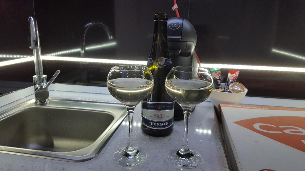 Monroe Apartment - Bed and Breakfast Belgrado