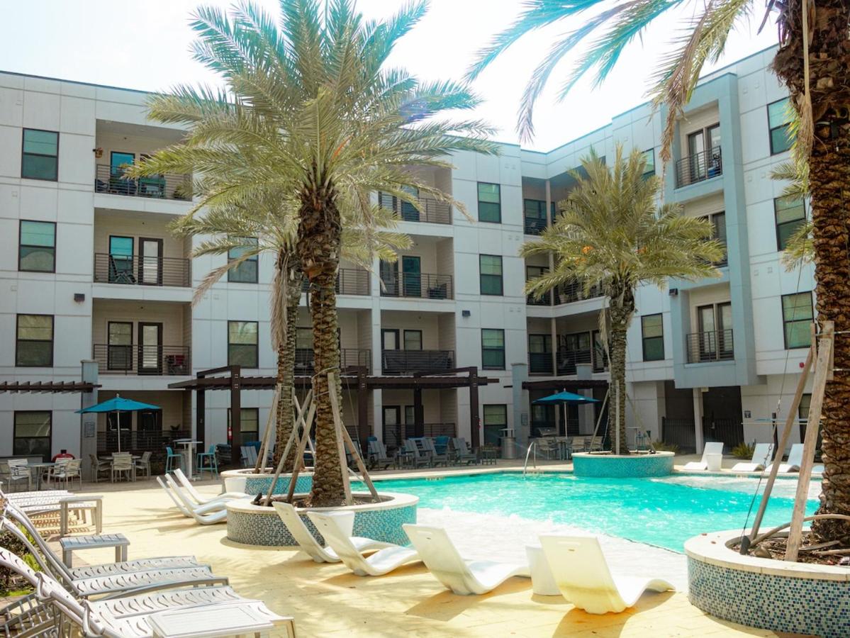 New! The Vibe Med Center Apartments - Central Houston - B&B Houston