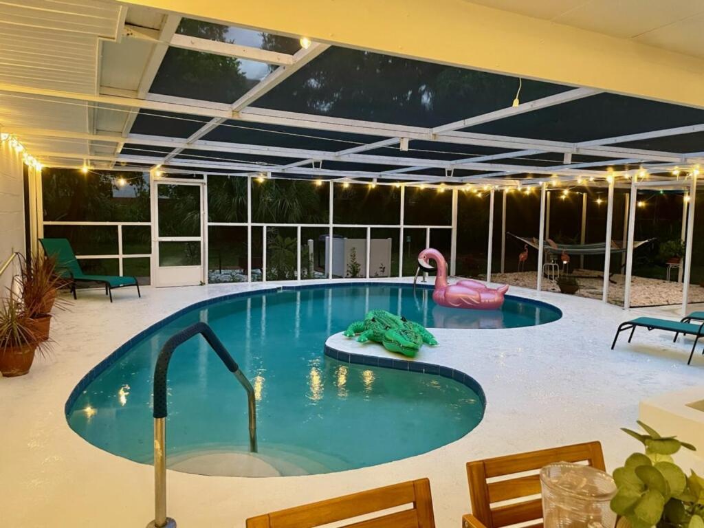 Madeira Beach Pool Home with Guest House - Ferienwohnung Saint Petersburg