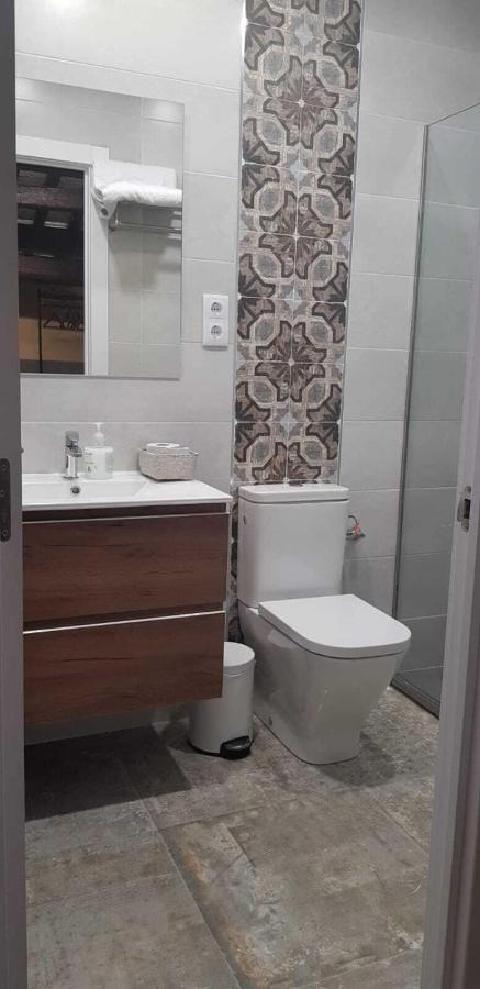 Camera Quadrupla Superior