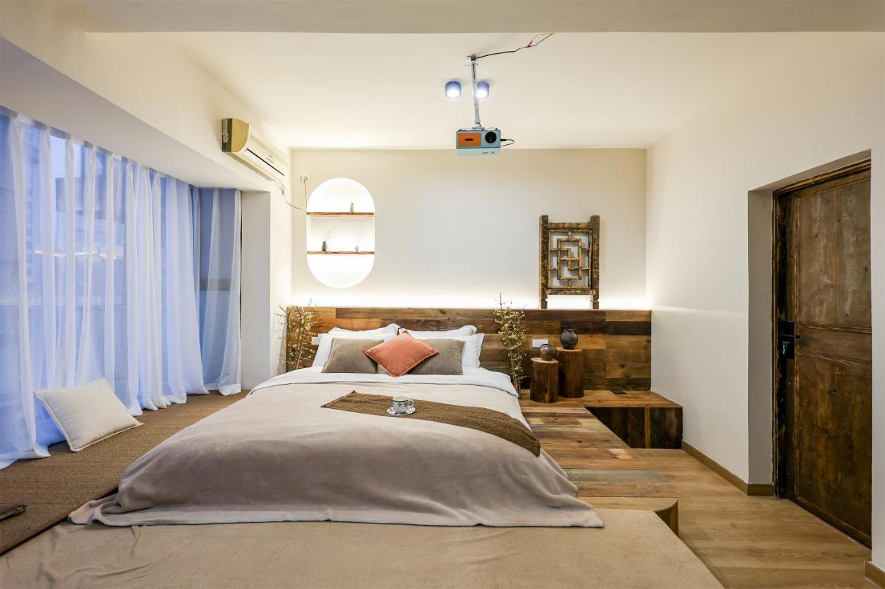 Habitación Familiar con vista lateral al mar