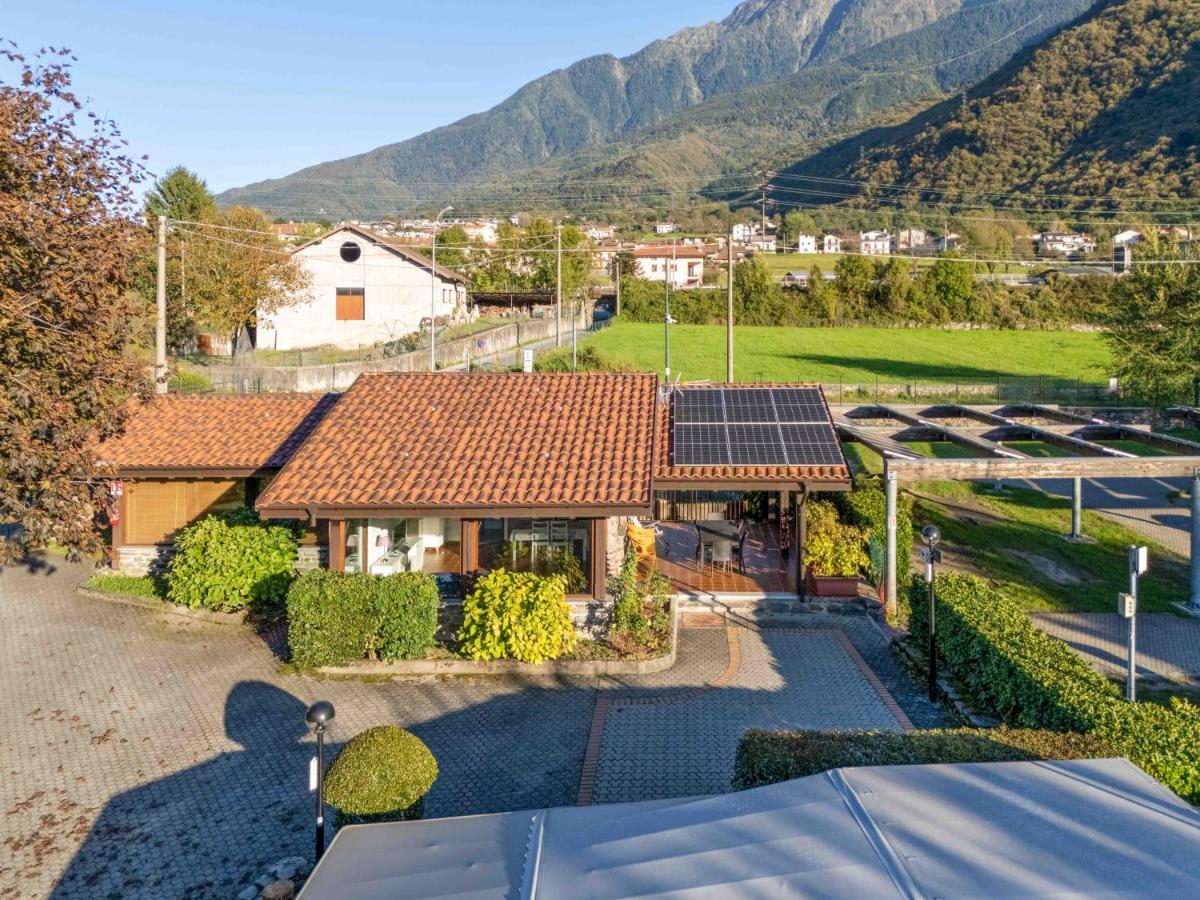 Green Village Accommodations - B&B Colico