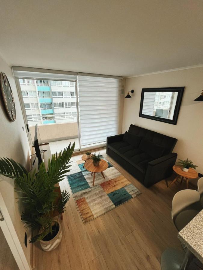 Moderno Depto con Terraza, Estacionamiento y Piscina, La Cisterna - B&B Santiago