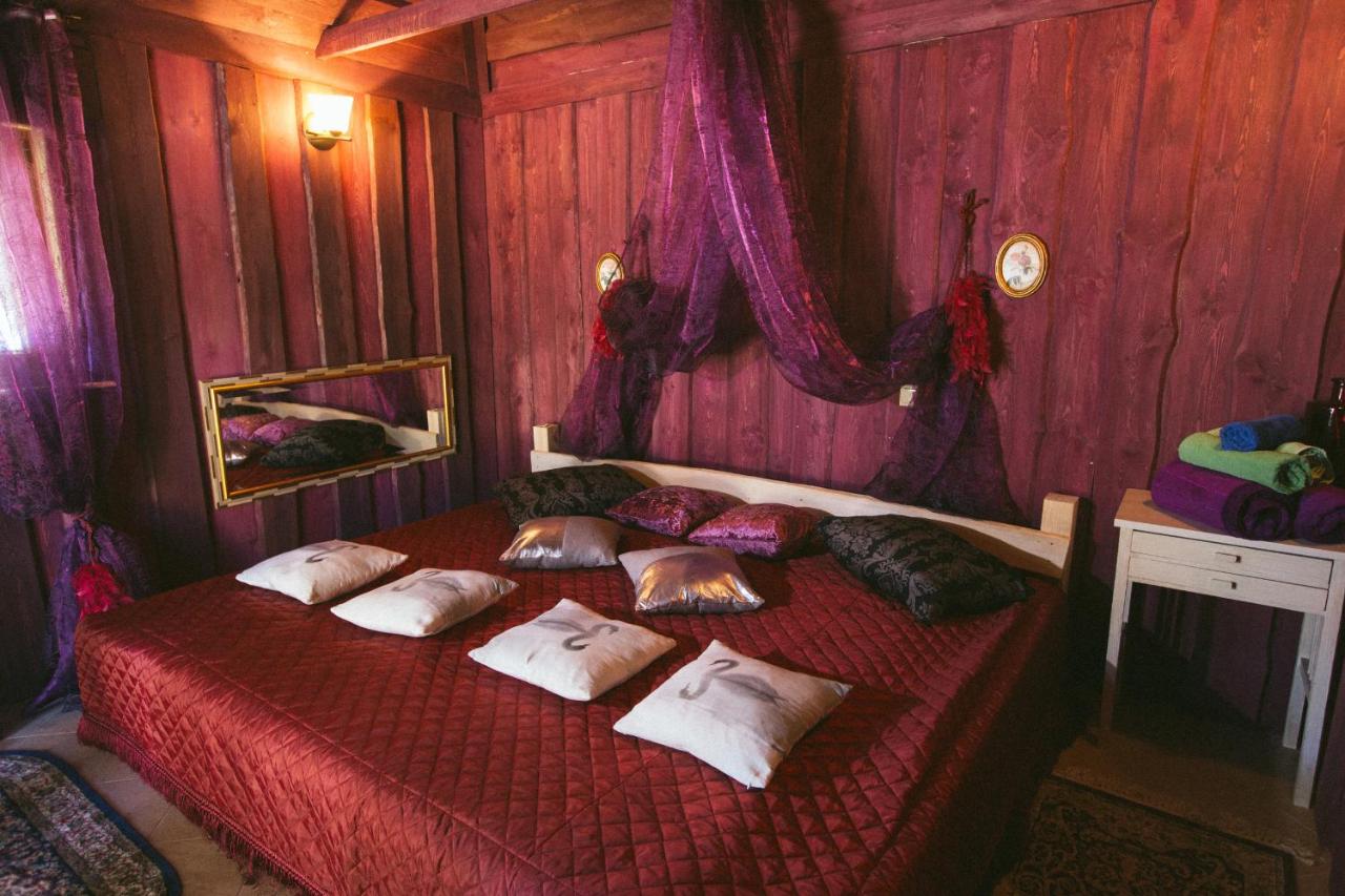 One-Bedroom House (2 Adults)