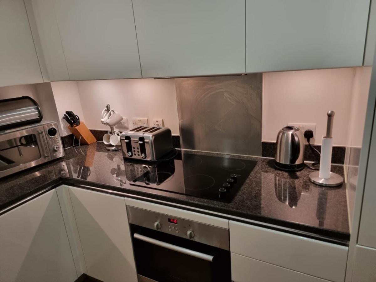 luxurious Room with City Views - B&B Woolwich