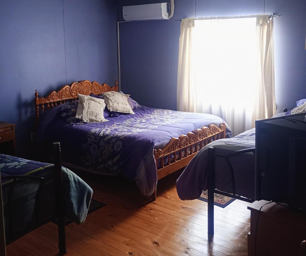 Economy Triple Room with Shared Bathroom