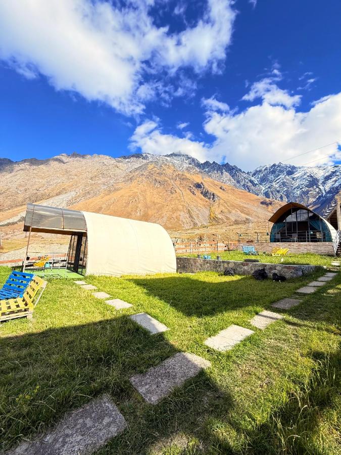 Kuro Glamping - B&B Stepantsminda